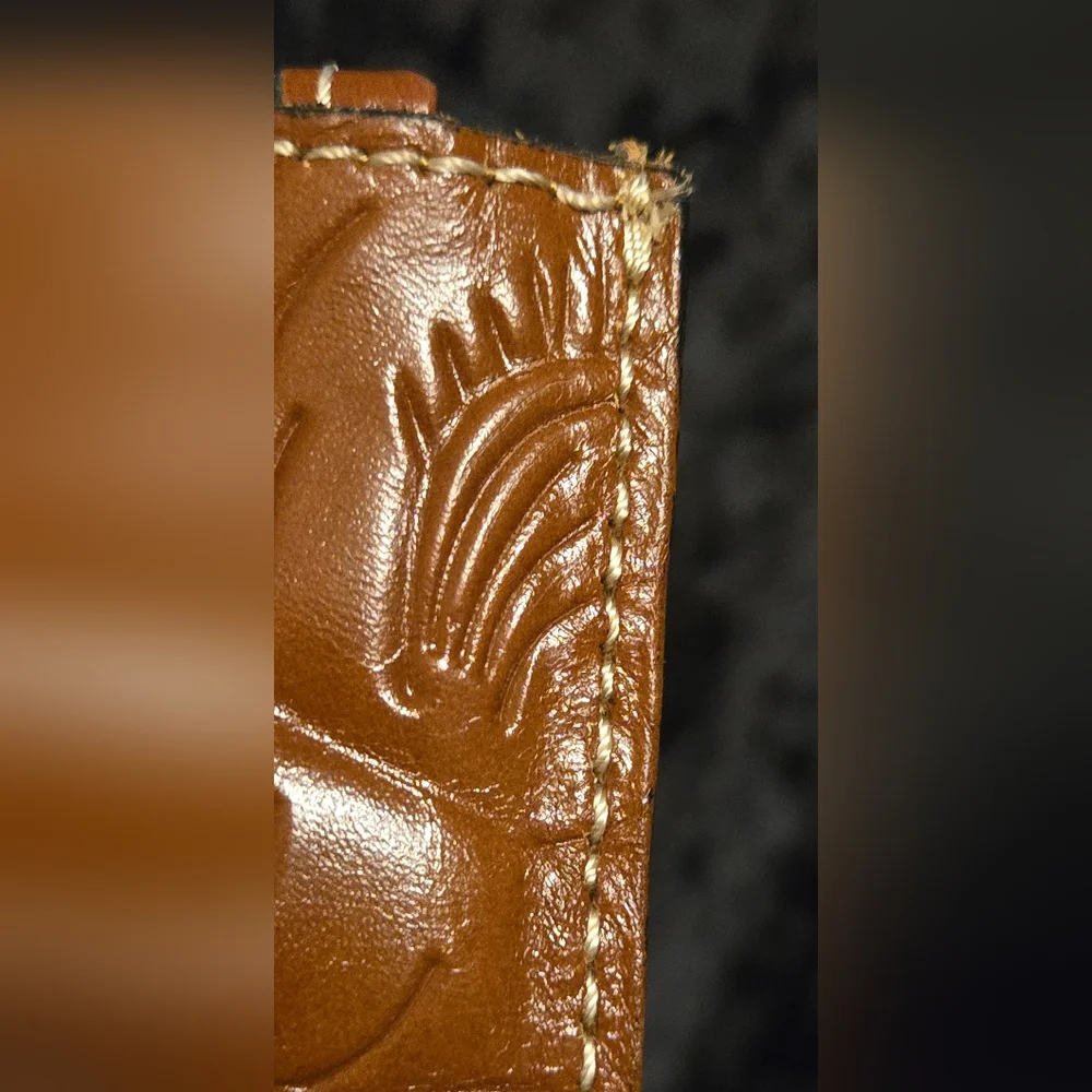 Patricia Nash Brown Embossed Leather Clutch - Picture 4 of 11